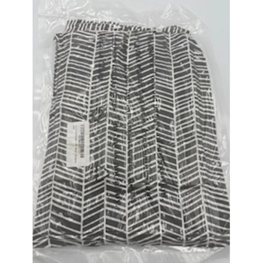 Kids N Such Nursing Cover‎ One Size Black White Herringbone Breastfeeding Apron